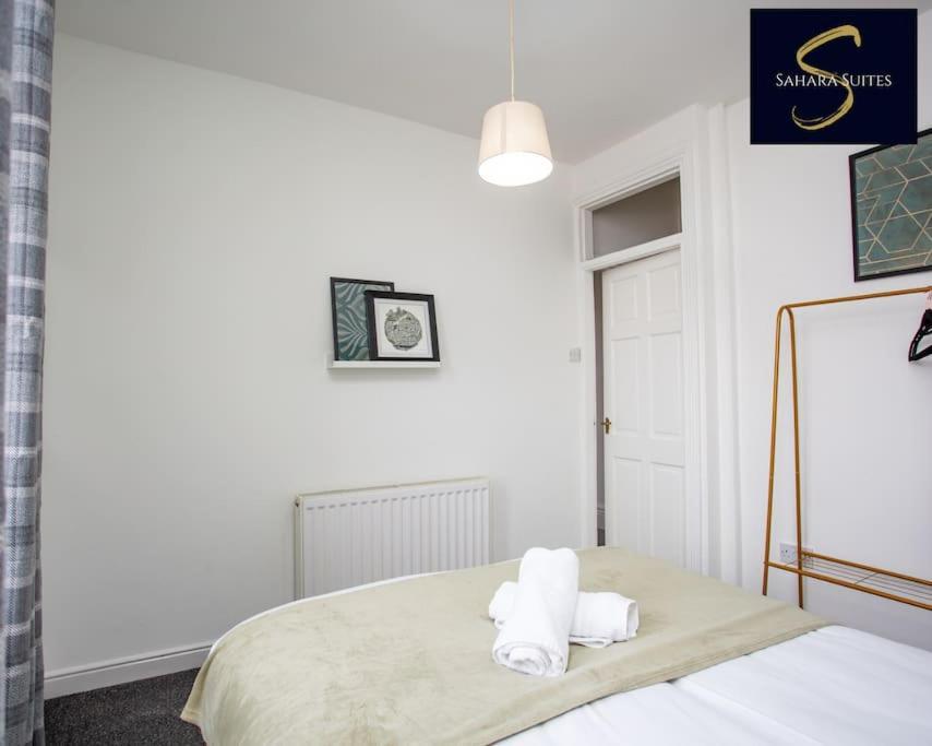 Monthly Retreat - Cosy & Central 3Bed Home - Newcastle Quayside & St James Park - Parking Нюкасъл ъпон Тайн Екстериор снимка