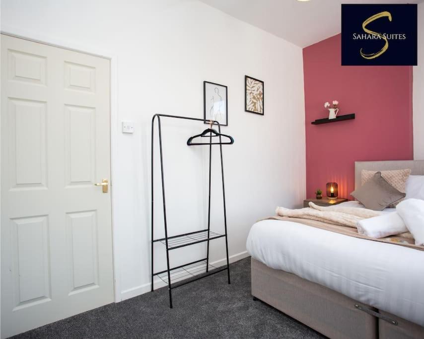 Monthly Retreat - Cosy & Central 3Bed Home - Newcastle Quayside & St James Park - Parking Нюкасъл ъпон Тайн Екстериор снимка