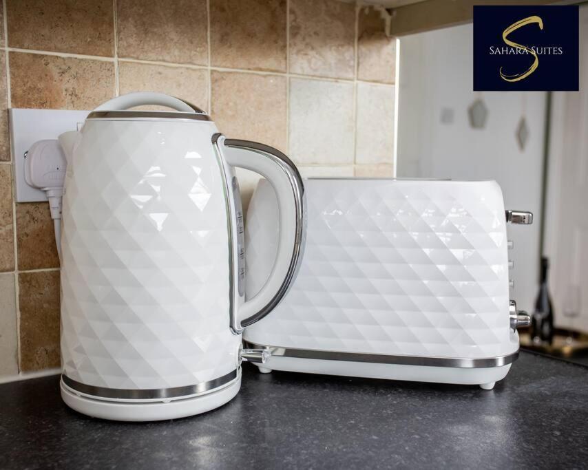 Monthly Retreat - Cosy & Central 3Bed Home - Newcastle Quayside & St James Park - Parking Нюкасъл ъпон Тайн Екстериор снимка